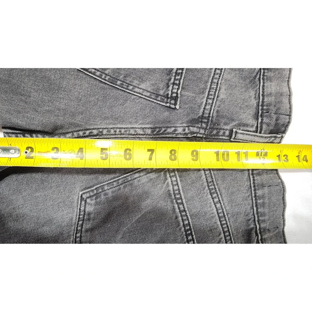 woman's boyfriend black jeans 26 waist universal thread